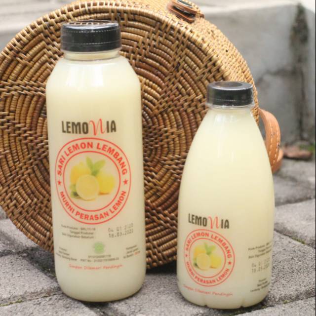 

Paket 5 btol ( 1 btol 500ml. & 1 btol 350ml & 250ml 3btol) sari lemon lemonia