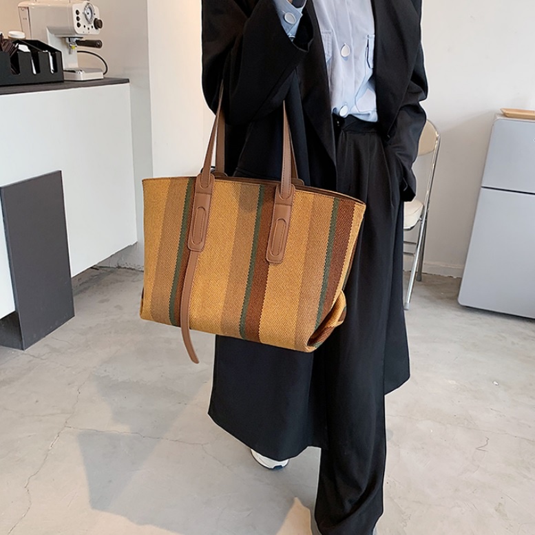 TFT AX200224 92877 AX877 E4535 T28 GT1877 (1 KG MUAT 2) NEW ARRIVAL 2022 TOTEBAG TAS SELEMPANG IMPORT PREMIUM TERBARU 2022