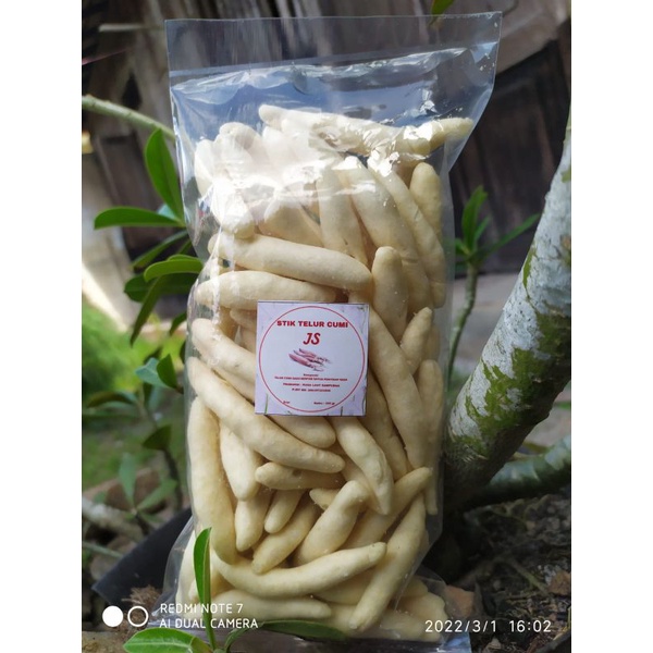 

STICK TELUR CUMI / KRITCU JS 90GRAM snack oleh oleh khas bangka getas kerupuk amplang keripik