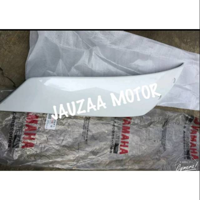 PANEL 2 SAYAP SAMPING R15 V2 LAMA PUTIH ORIGINAL YAMAHA