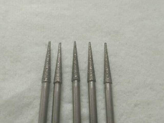 diamond bur runcing untuk poles gigi palsu