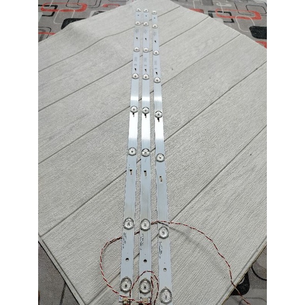 Backlight BL Lampu TV Panasonic TH 40C304G 40C304