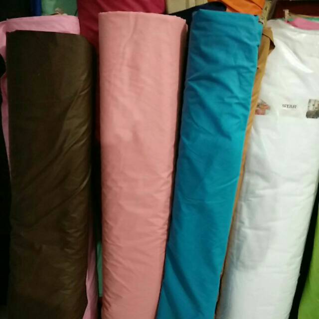 Kain / bahan seprei meteran merk star polos