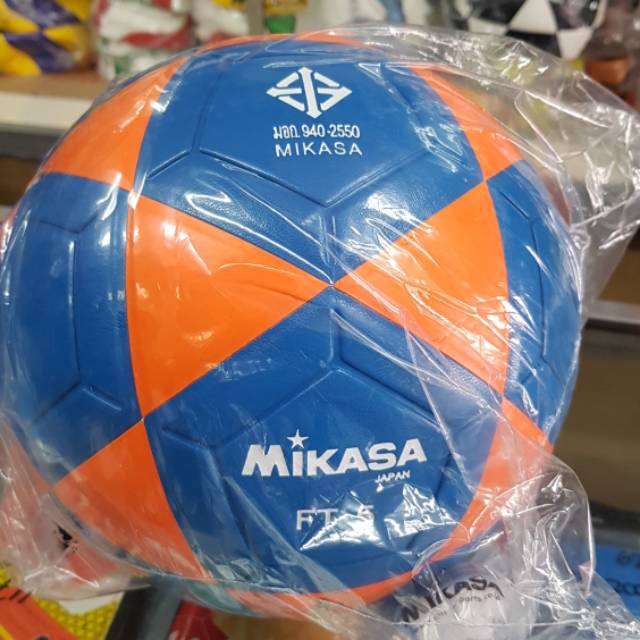 Bola kaki Mikasa Ori FT5