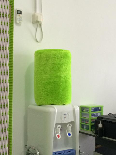 Sarung Galon Bulu Rasfur (19 Liter)