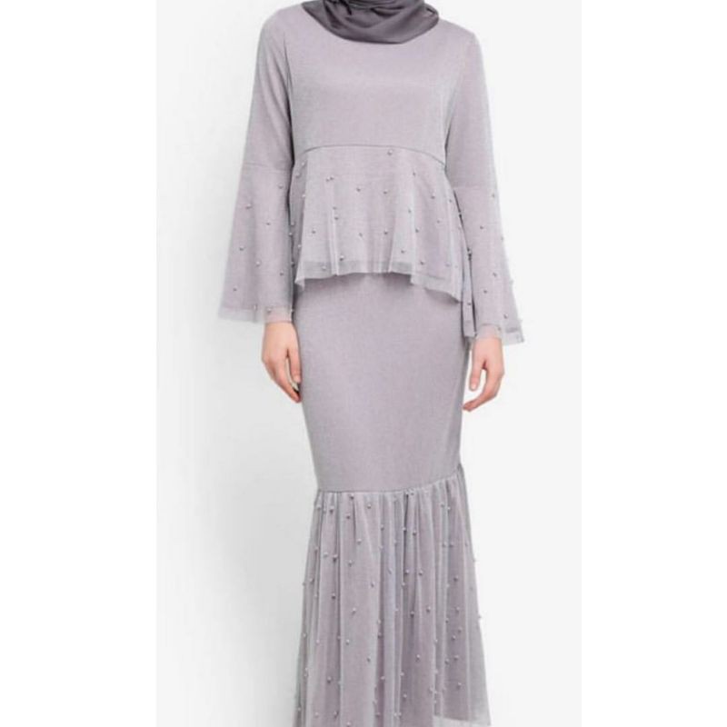 zalia set top with skirt