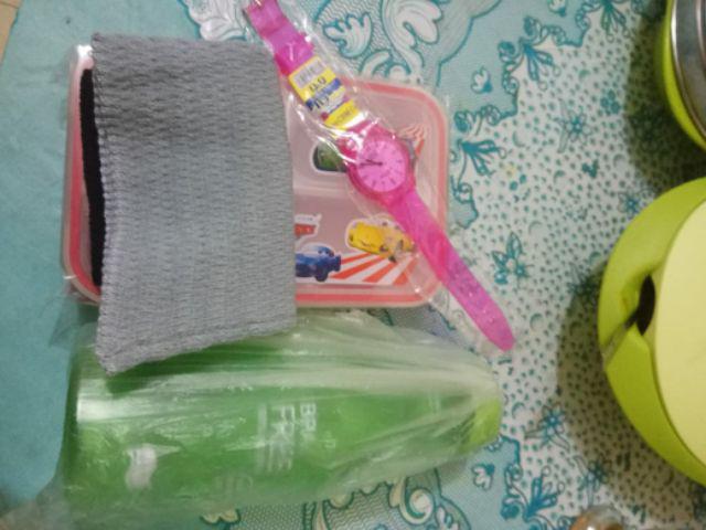 Tempat Kotak Makanan / Lunch Box