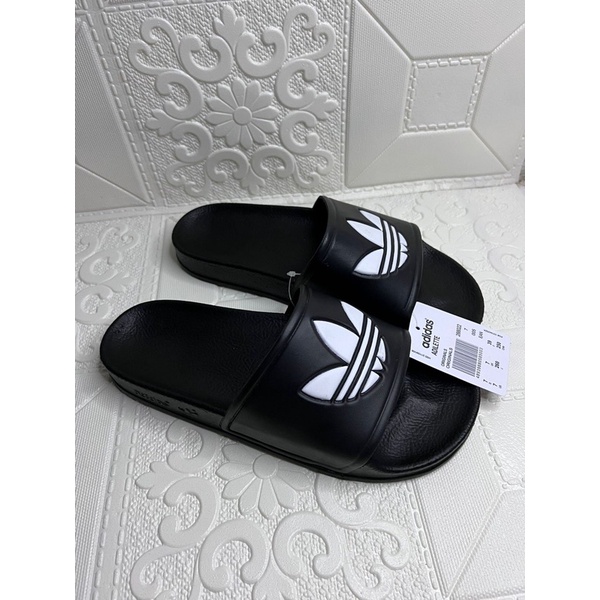 Adidas Adilette