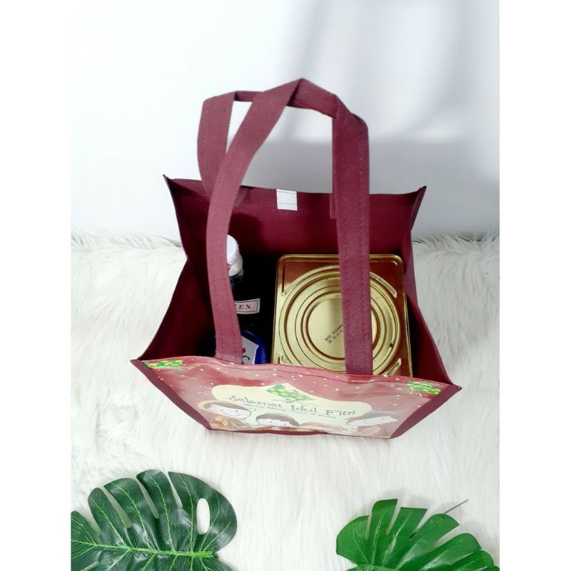 

TAS PARCEL LEBARAN IDUL FITRI CUSTOM