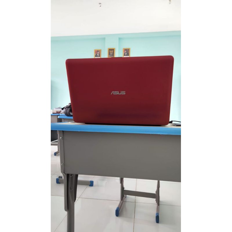 Laptop Asus X540Y