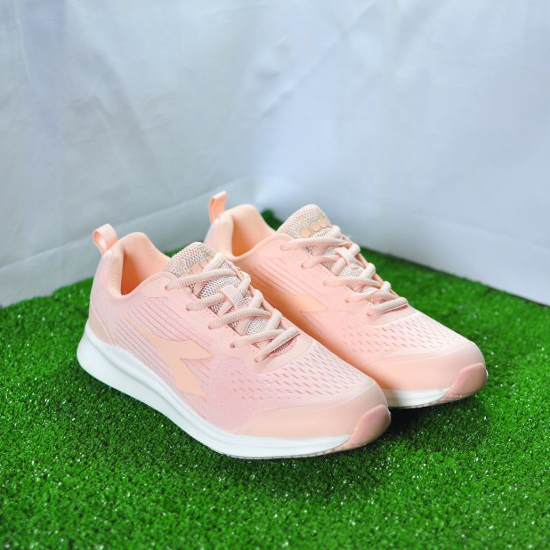 Sepatu Running Diadora Amadeo SL Original