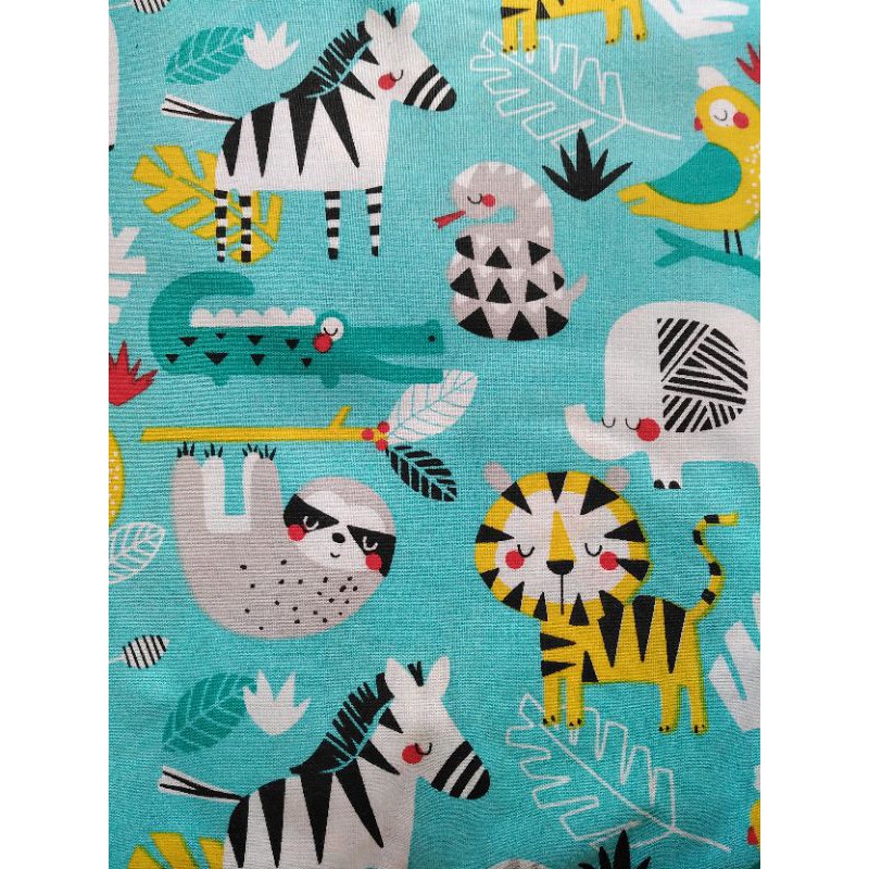 Kain katun MOTIF animal tsum2 macaron kucing 0.5m