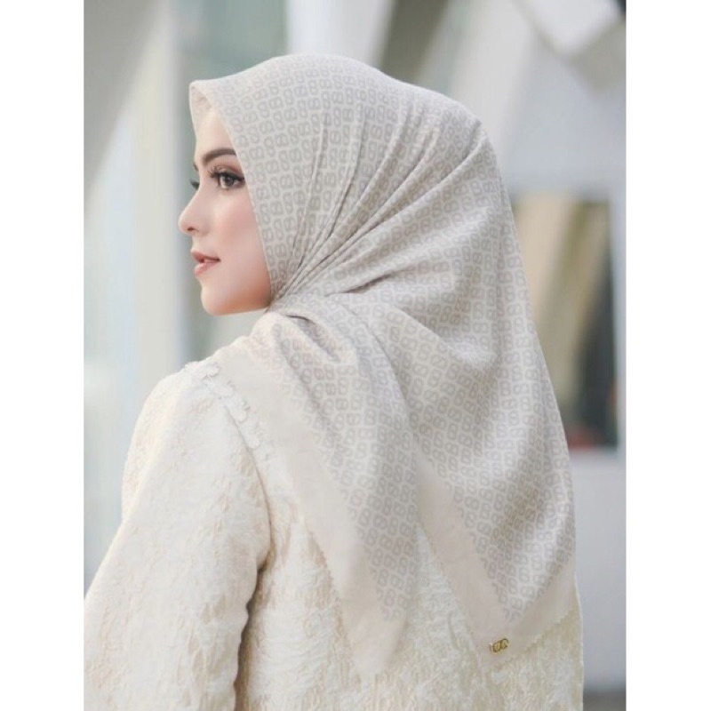 Buttonscarves tapis square seed (pelunasan)