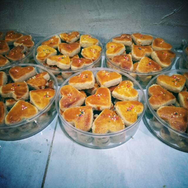 

Kue kacang