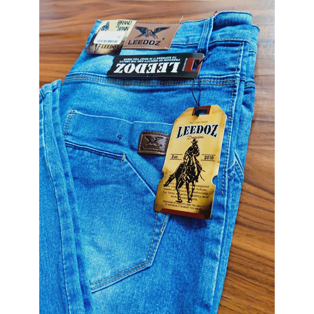 CELANA JEANS SLIM FIT DENIM KEREN / WARNA BIRU MUDA