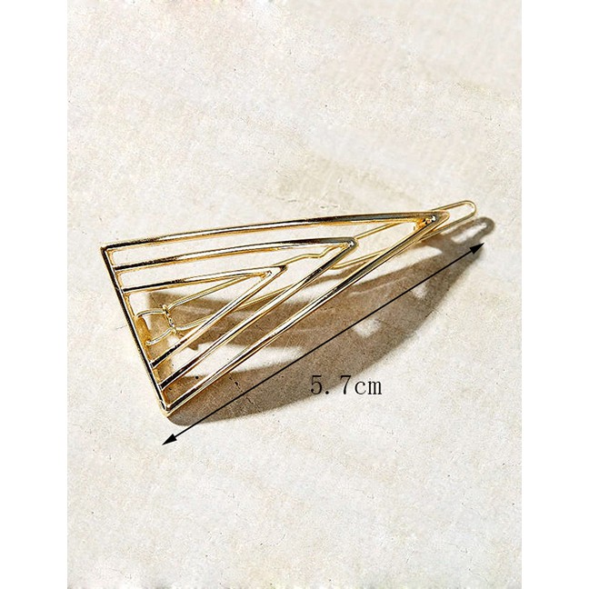 LRC Jepit Rambut Fashion Metal Cutout Triangle Hairpin F4259X