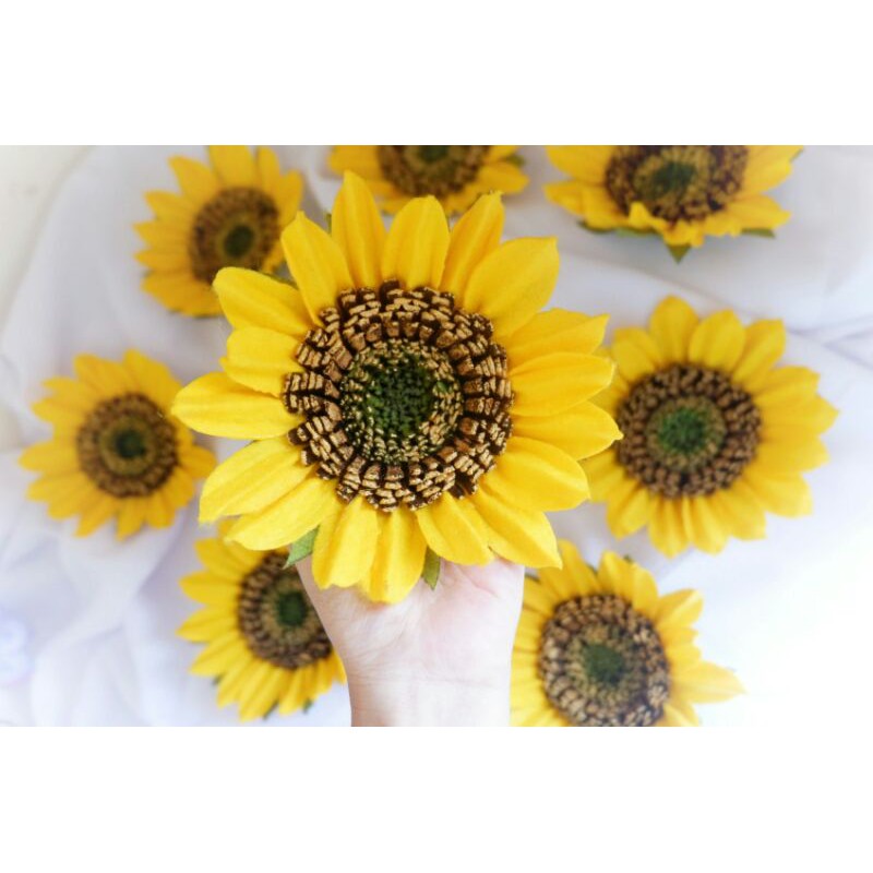 Bunga Matahari Felt - Wrapping Felt Sun Flowers Bouquet Membungkus Buket Bunga Matahari Flanel Youtube : Zipper flowers paper flowers diy handmade flowers felt flowers flower crafts fabric.