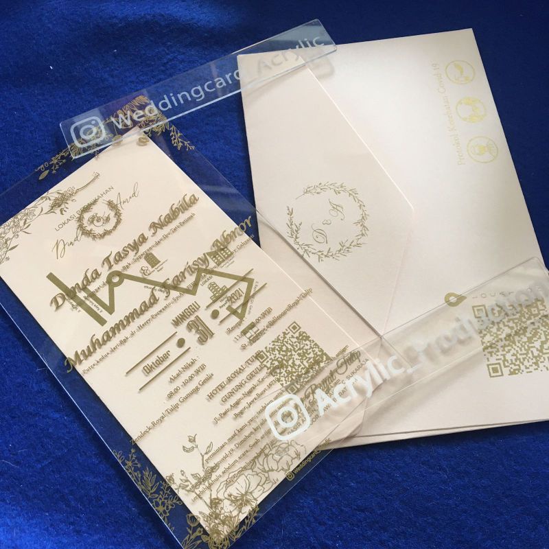 undangan akrilik/acrylic invitation/kartu undangan akrilik/undangan akrilik murah/undangan pernikaha