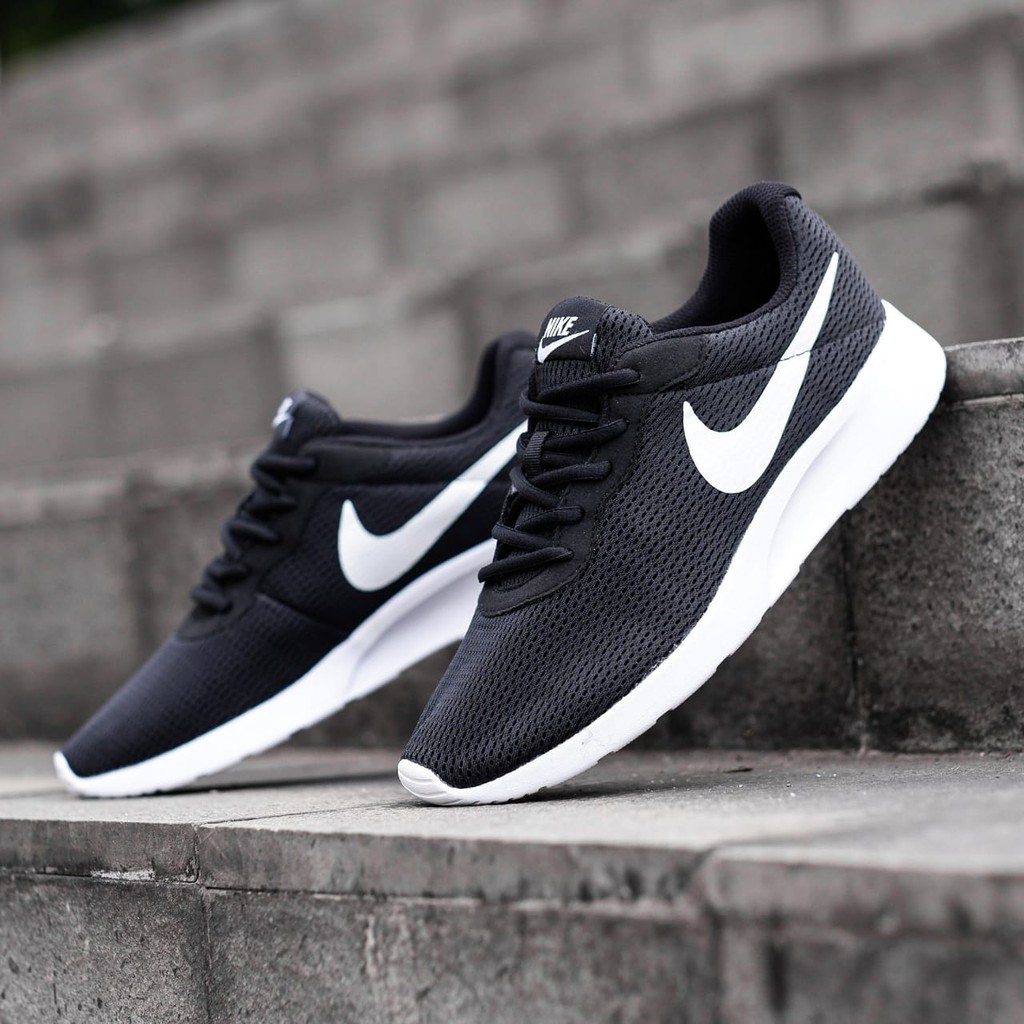 Jual NIKE TANJUN BLACK WHITE Indonesia 