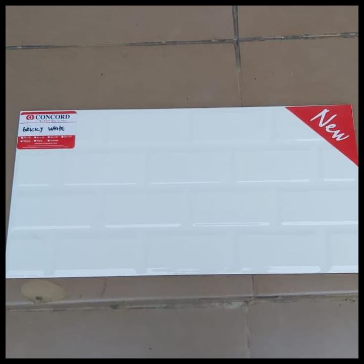 DISKON Keramik  dinding  kamar mandi model  bata  Bricky White 