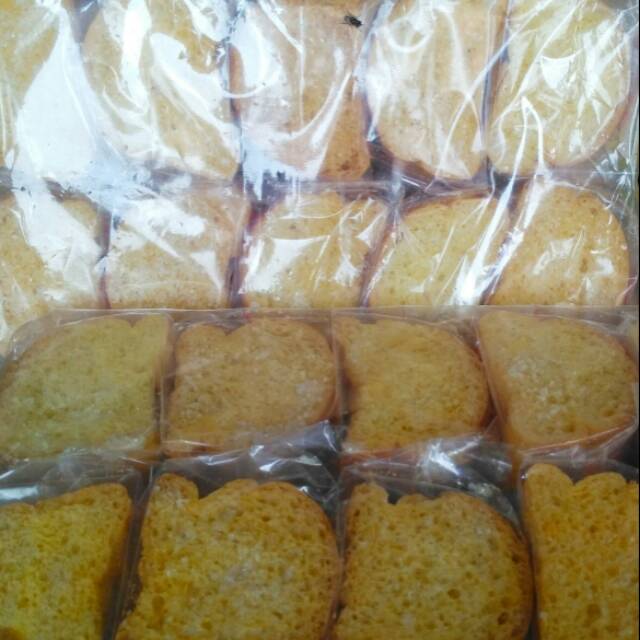 

Roti kering isi 10 bungkus