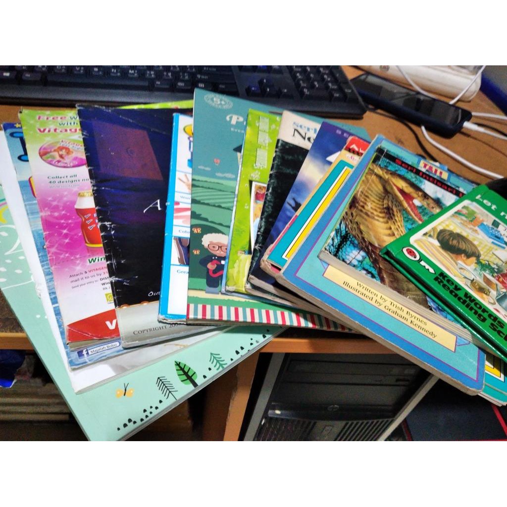 Buku Edukasi anak-Majalah Barbie-Seri Intisari Ilmu dll