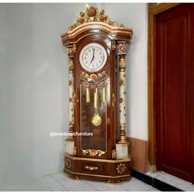 1 SET ALMARI LEMARI JAM  HIAS MURAH RAHWANA MAWAR UKIR MEWAH SUDAH TERMASUK JAM DAN KACA BAHAN KAYU JATI WARNA FINISHING CAT BISA REQUEST FURNITURE MEBEL JEPARA-2