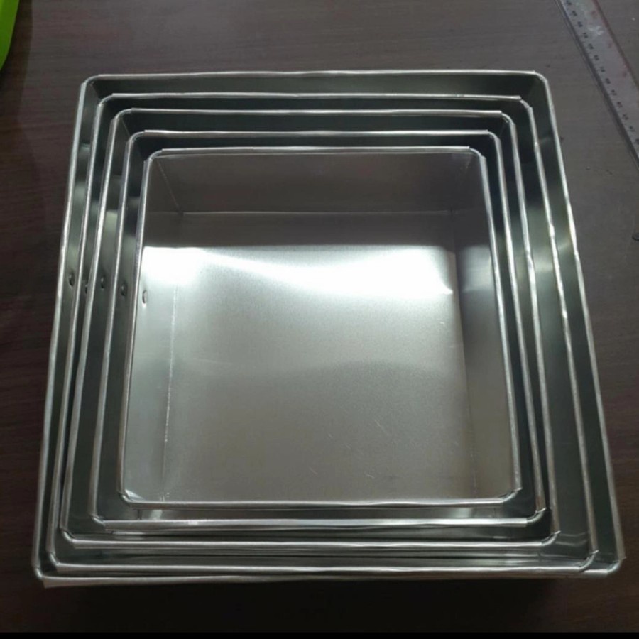Loyang Kotak Loyang Set 5 Aluminium