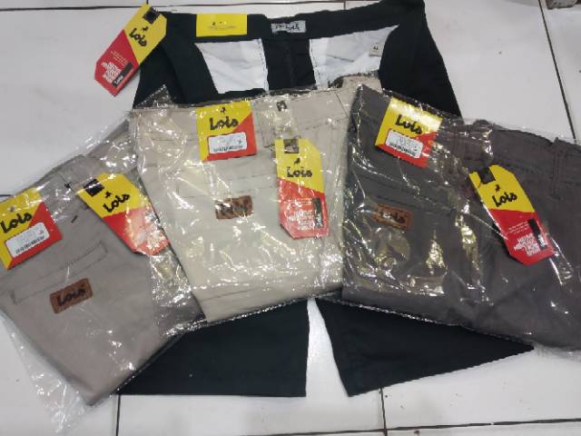 Chinos lois ya 27-38/Celana pendek Chino Pria keren/Pendek kain Chino halus dan berkualitas