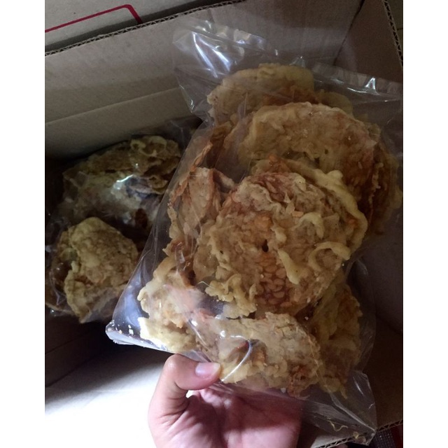 

kripik tempe renyah / gurih / enak / kripik tempe kiloan murah