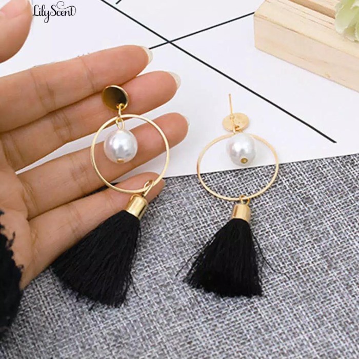 Anting Wanita Lingkaran Mutiara Rumbai Panjang Hitam