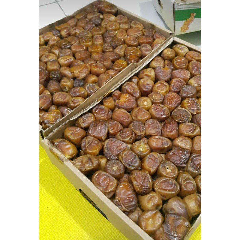 

Kurma Sukari Kurma Raja 1 box 3 kg