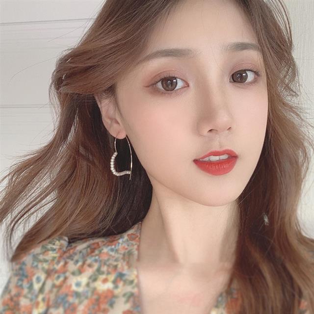 Korea berlebihan hati shapaed mutiara anting-anting sederhana anggun online influencer klip telinga