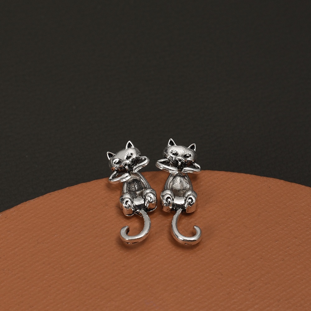 1 Pasang Anting Stud Tindik Desain Hewan Kucing Geometris Gaya Retro Gothic Punk Korea Untuk Wanita