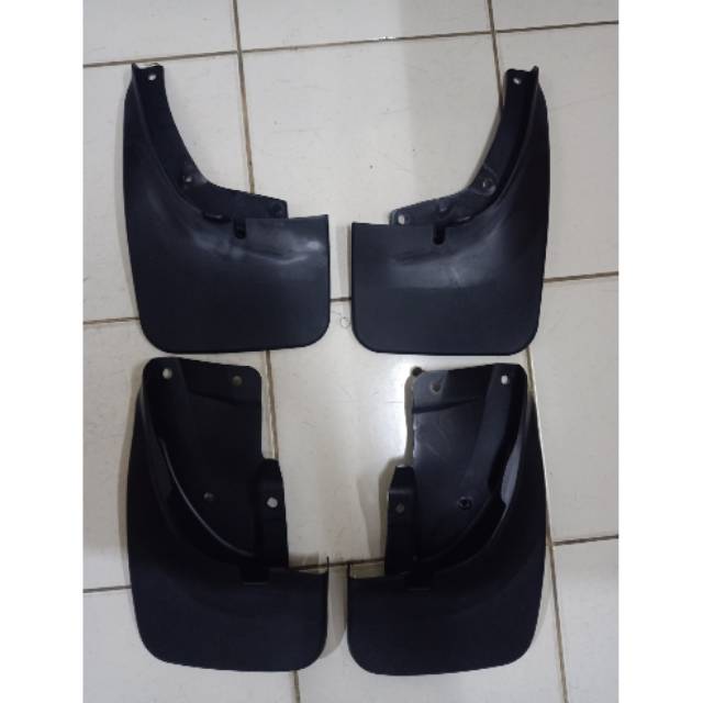 Mud guard kijang kapsul