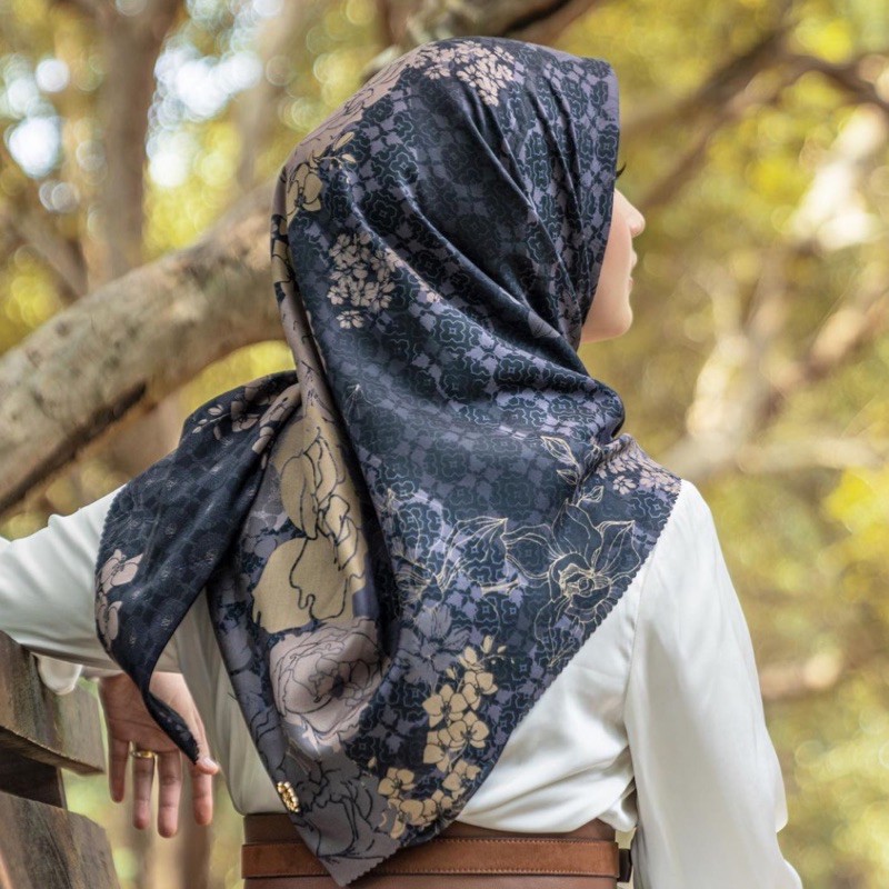 [New] DAYANA SCARF HEAVEN LIGHTS HL X DWIHANDA