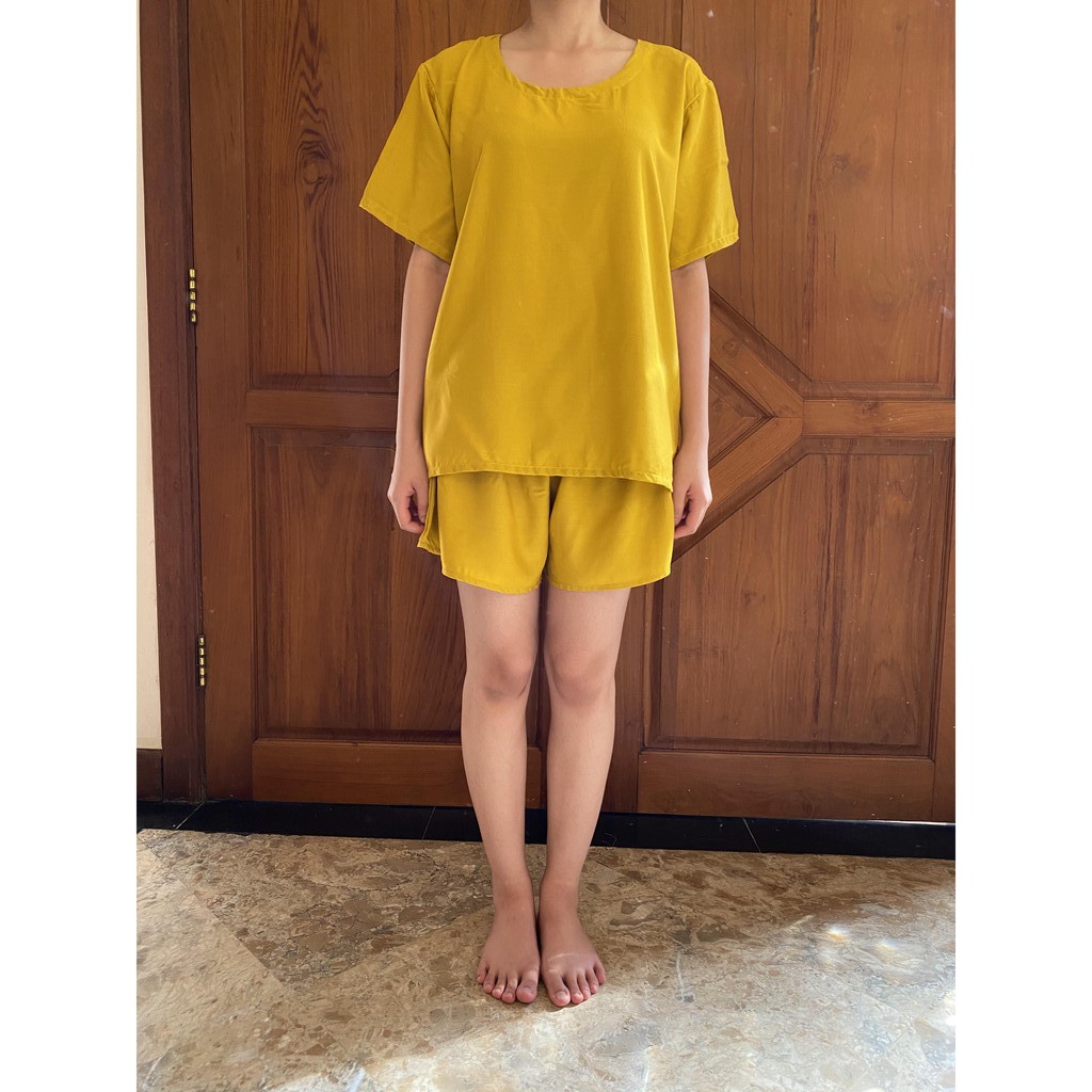 Daily Set / Pajamas Set / Piyama Set  - Tangan Pendek , Celana Pendek (SU)-Kuning