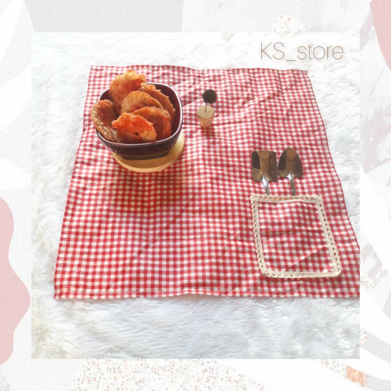 NAPKIN RENDA / PROPERTI FOTO MAKANAN
