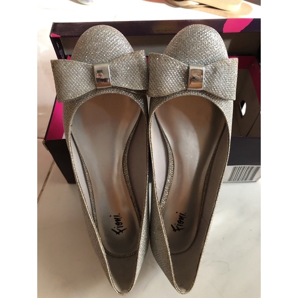 sepatu pesta preloved