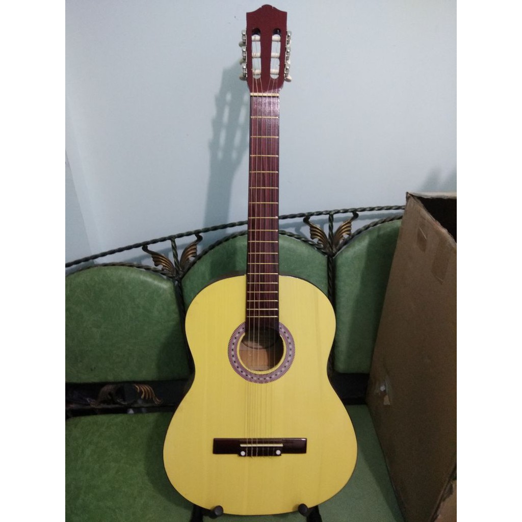 Gitar Classic Merk Yamaha Senar Nylon Warna Natural Buat Pemula Belajar Klasik Jakarta Murah