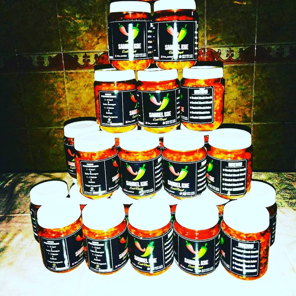 

Sambel KOE merah cumi asin