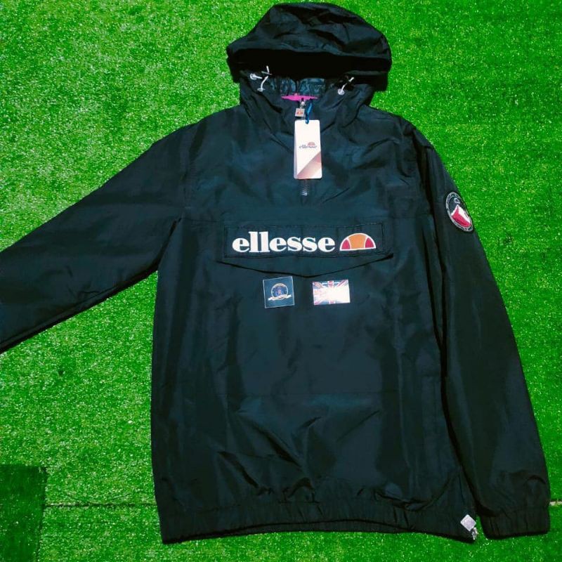 cagoule ellesse