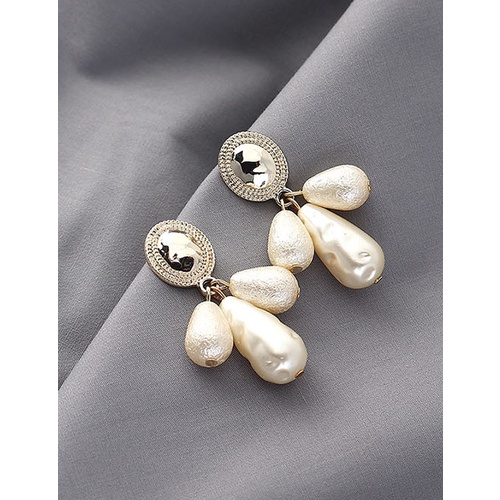 LRC Anting Tusuk Fashion White Pearl Round Alloy Drop Earrings Y63758