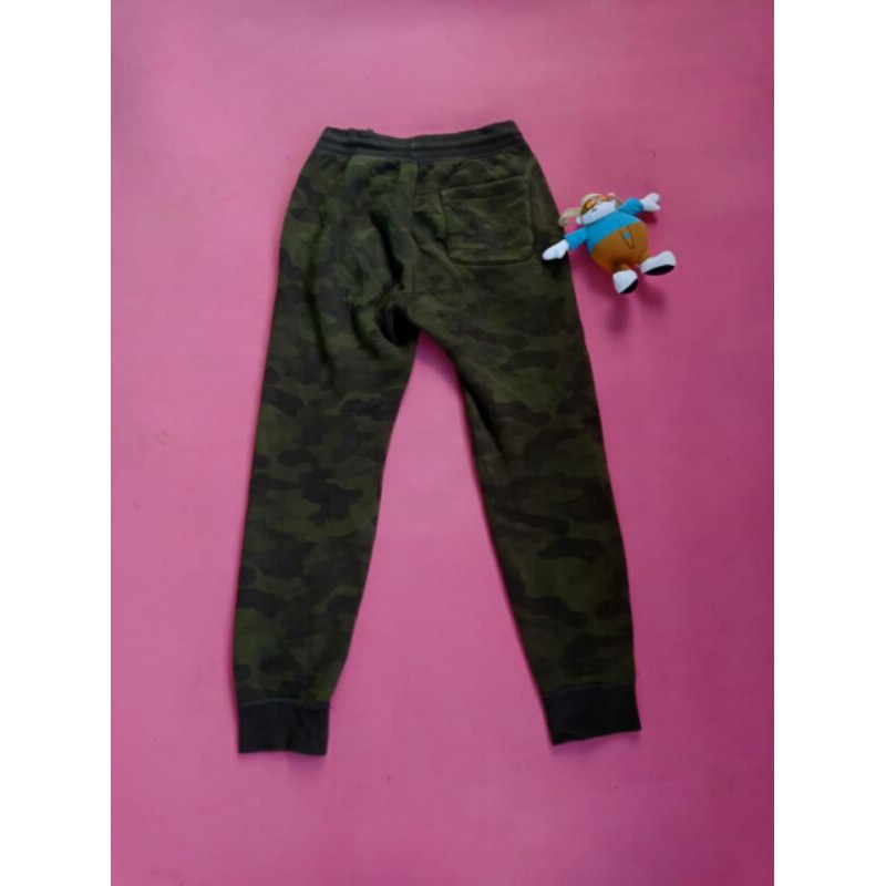 UNIQLO JOGGER PANTS CAMO SECOND