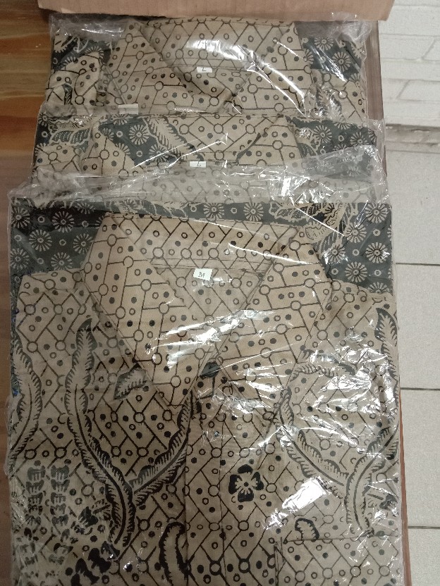 Maura Couple - Sania Ruffle Batik Couple