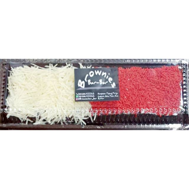 

Brownies kukus toping keju mesis merah