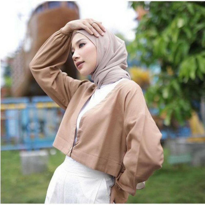 Arifirn Cardigan Crop Catty - Cardigan Wanita