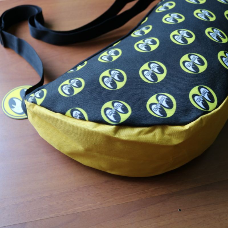 slingbag mooneyes yellow black