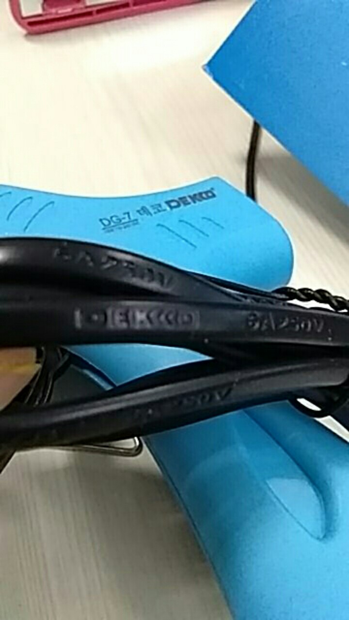 Glue Gun Lem Tembak Kecil Dekko Dg-7 / Dg 7 / Dg7 (15 Watt)