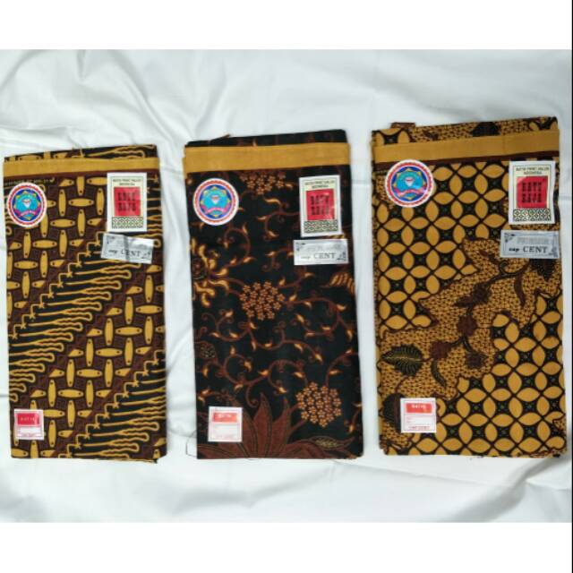 Kain panjang batu raja